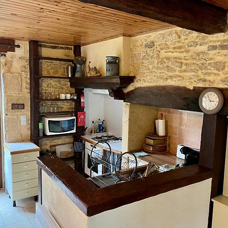 La Vieille Ferme: Superbe Complexe De 3 Gites En Pierre Avec Piscine Au Coeur Du Perigord Noir Saint-Genies Bagian luar foto