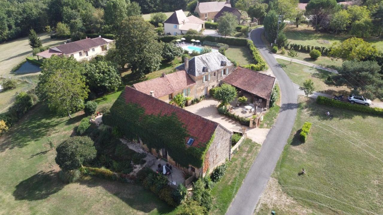 La Vieille Ferme: Superbe Complexe De 3 Gites En Pierre Avec Piscine Au Coeur Du Perigord Noir Saint-Genies Bagian luar foto