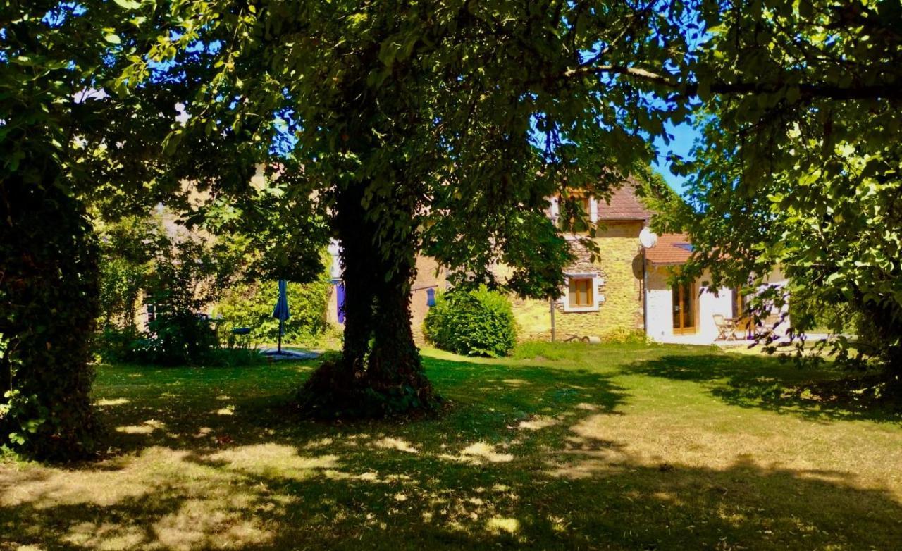 La Vieille Ferme: Superbe Complexe De 3 Gites En Pierre Avec Piscine Au Coeur Du Perigord Noir Saint-Genies Bagian luar foto